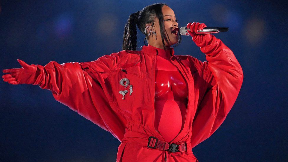 Rihanna – Αποζημίωσε το κοινό