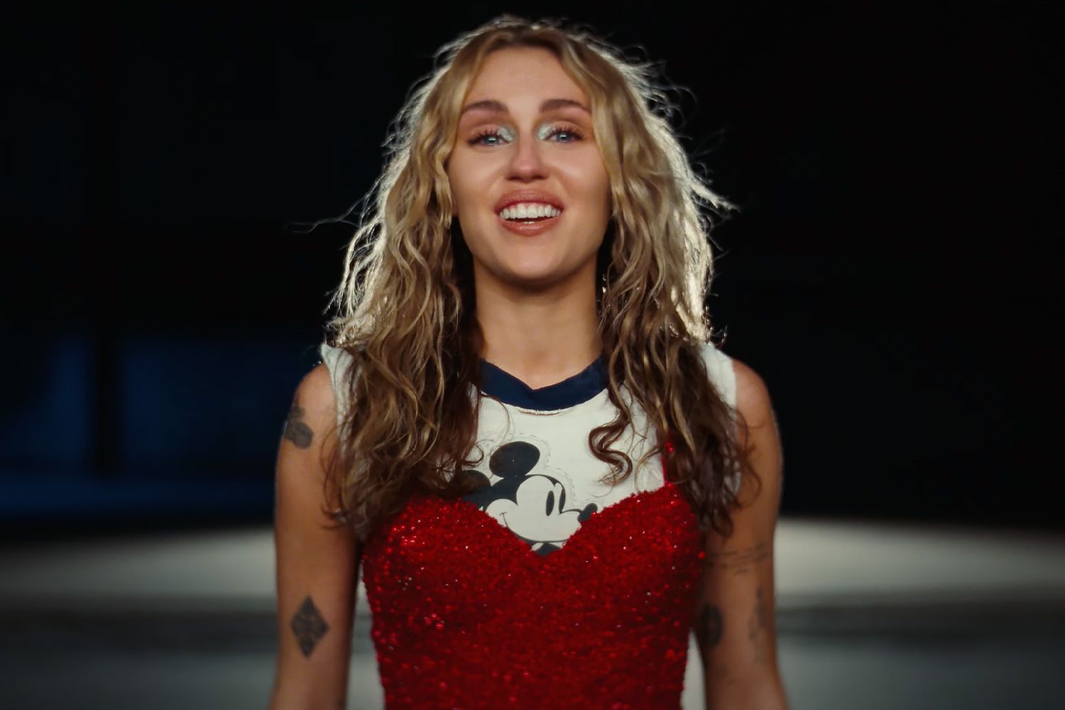 Miley Cyrus – Used To Be Young