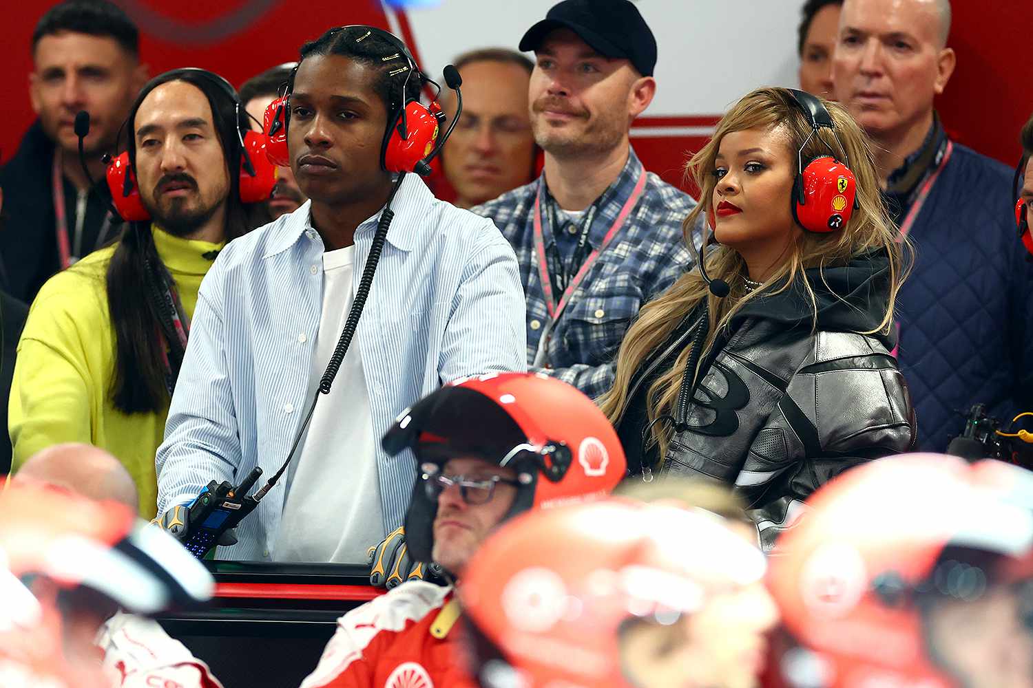 Rihanna, Justin Bieber, Brad Pitt: Λάμψη αστέρων στο Grand Prix της F1 στο Las Vegas