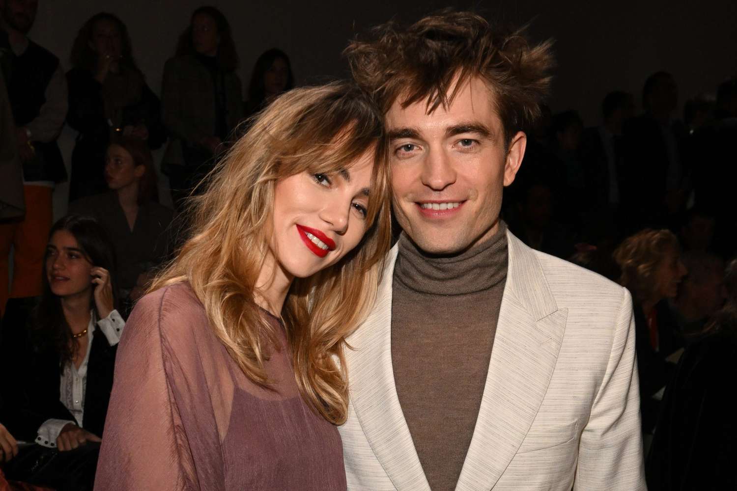 Suki Waterhouse & Robert Pattinson περιμένουν το πρώτο τους παιδί