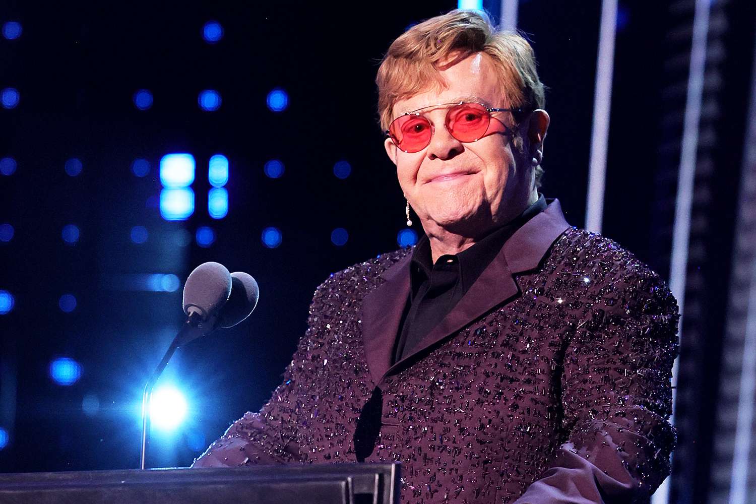 Αυτά είναι τα 15 αγαπημένα τραγούδια του Elton John για το 2023