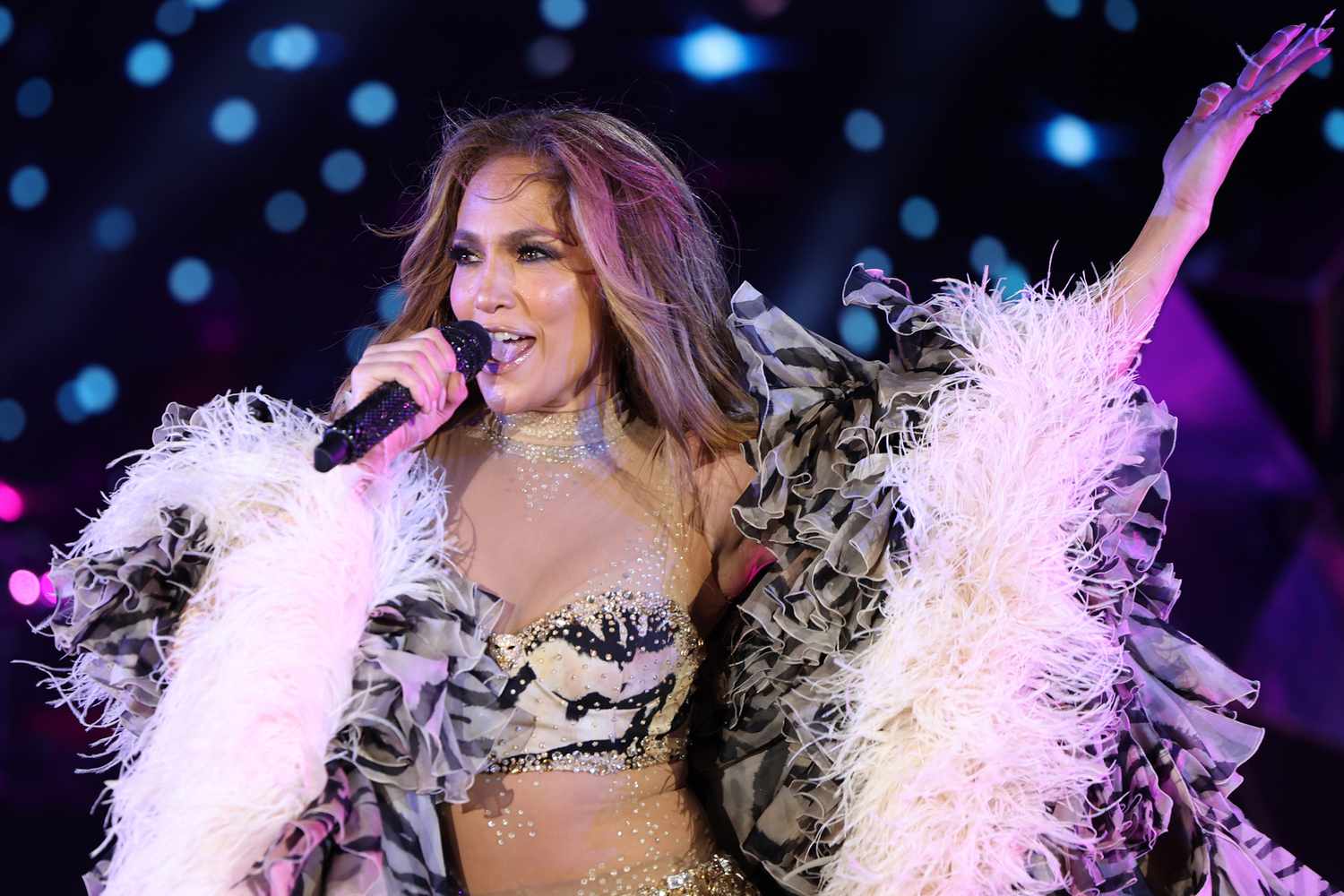 Jennifer Lopez: Rebrand στην περιοδεία της γιατί δεν πουλούσε εισιτήρια