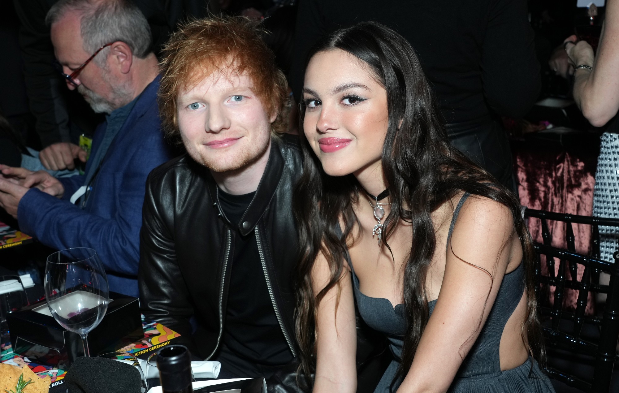 Ed Sheeran: “Η Olivia Rodrigo δεν έχει ούτε ένα τραγούδι για skip”