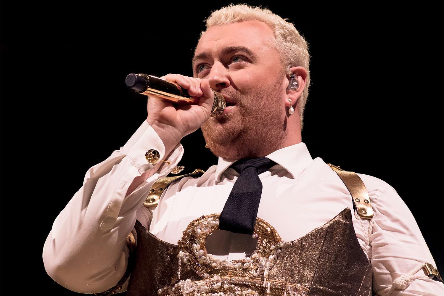 Sam Smith: Επετειακή έκδοση του “In the Lonely Hour” για τα 10 χρόνια από το release του