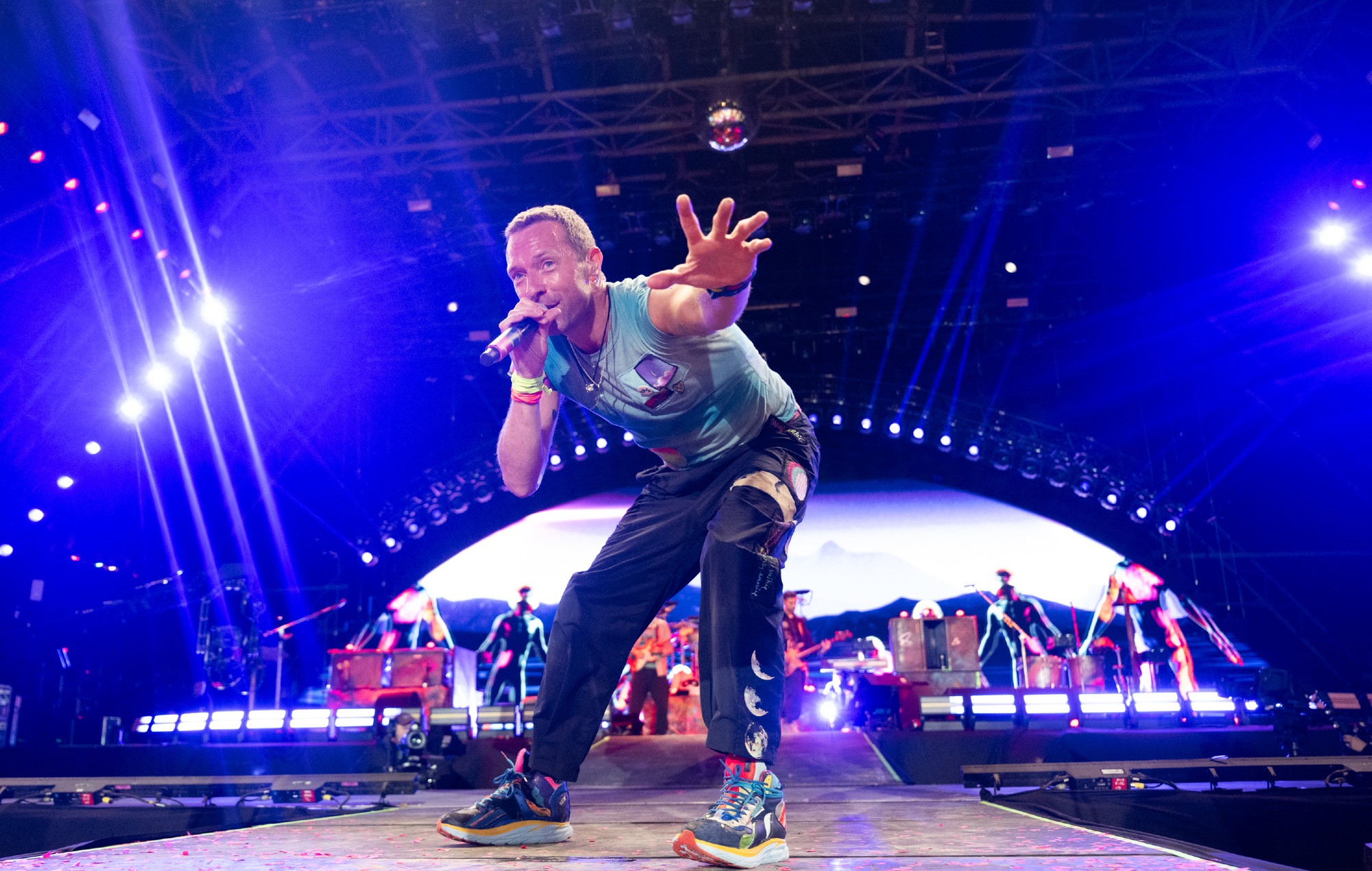 COLDPLAY: ΜΕ 100.000 ΘΕΑΤΕΣ ΣΤΟ GLASTONBURY