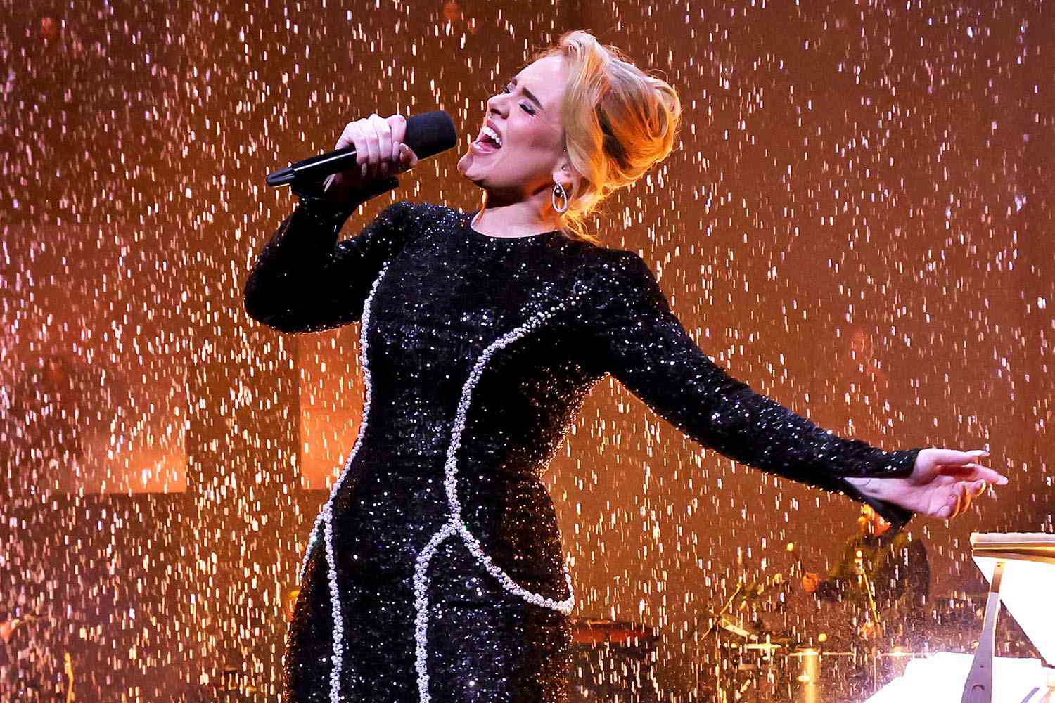 Adele: Το γεμάτο συγκίνηση μήνυμα προς τους fans μετά τις συναυλίες στο Μόναχο