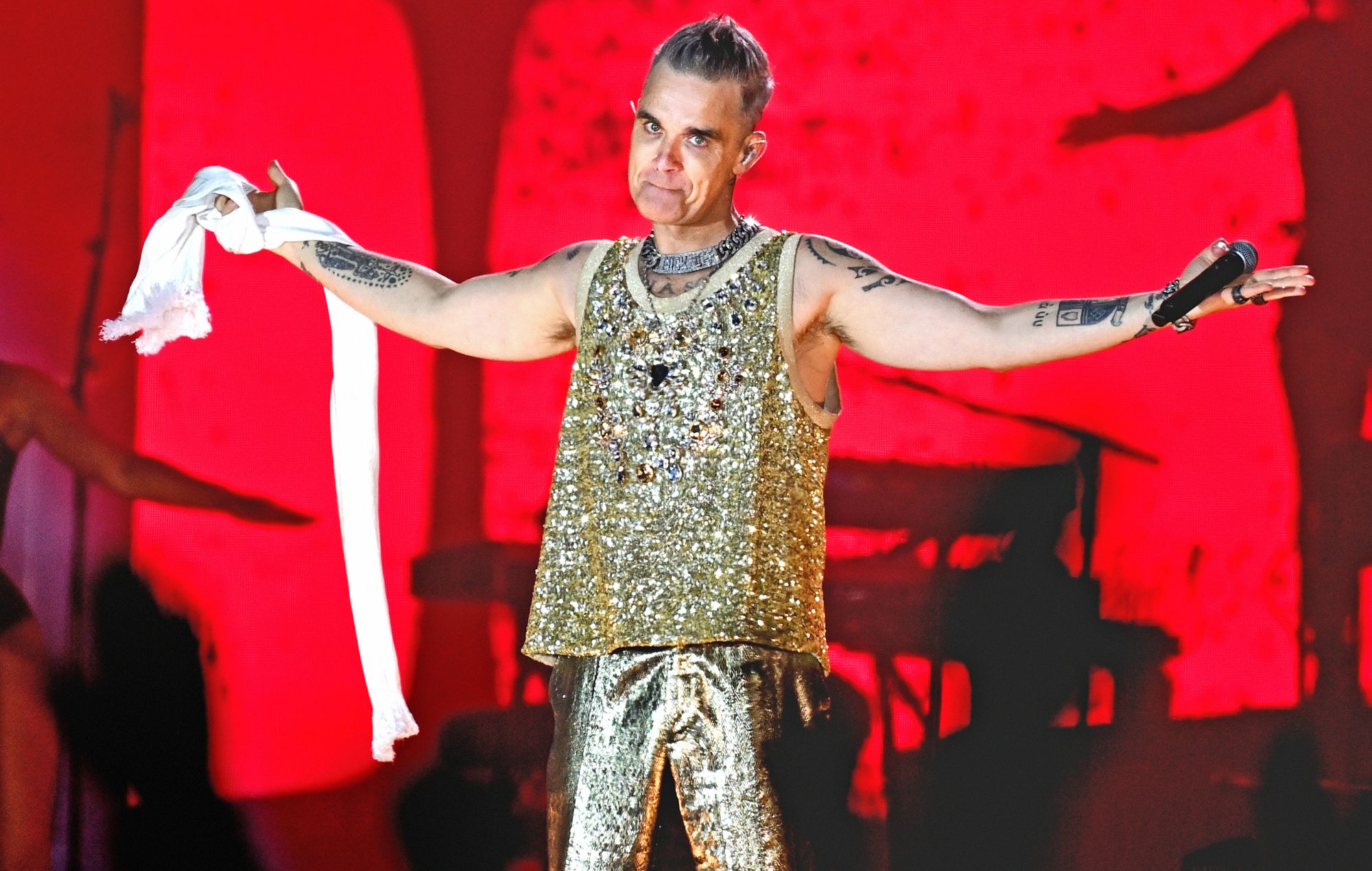 Ο Robbie Williams έχει κάποιες ιδιαίτερες σκέψεις για το reunion των Oasis