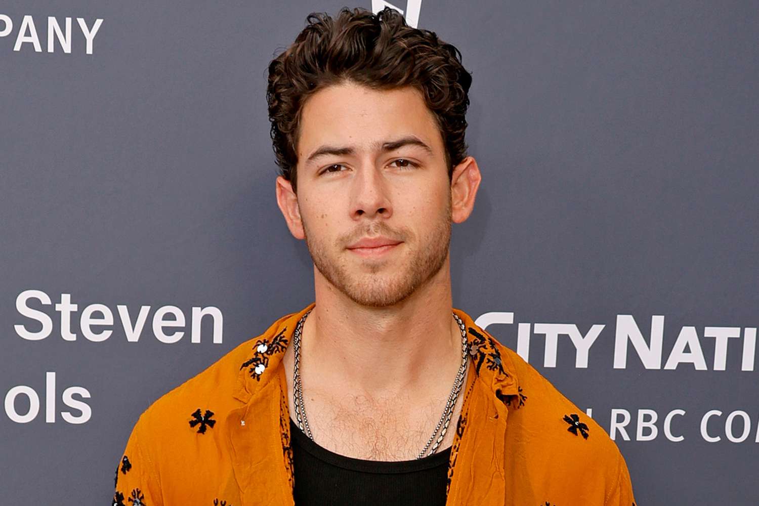 Nick Jonas: Κατέβηκε τρέχοντας από τη σκηνή στη μέση συναυλίας