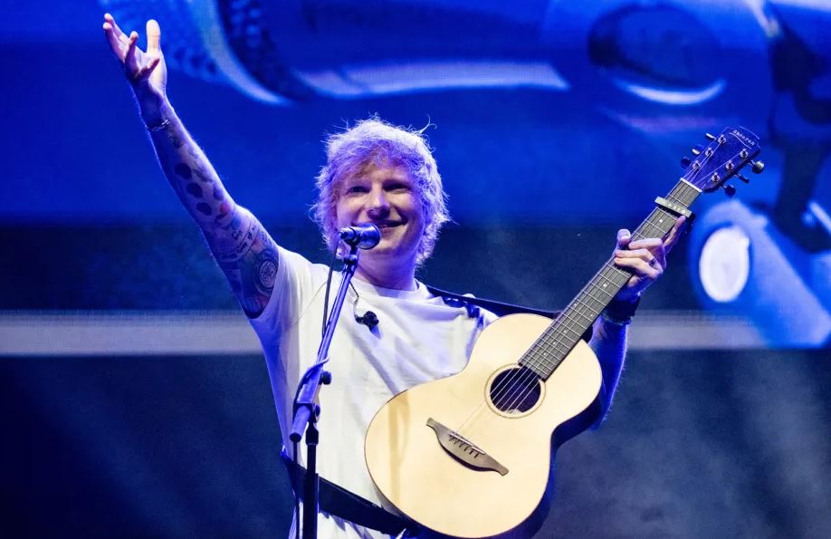 ED SHEERAN: Azizam το καινούριο του τραγούδι που μόλις κυκλοφόρησε!