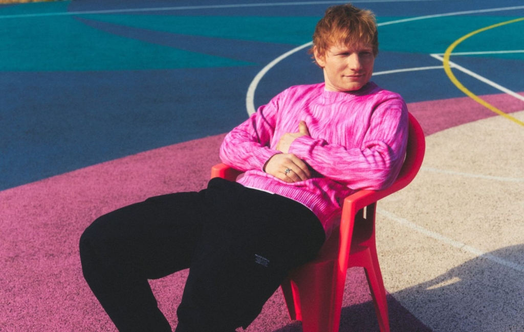 Ο Ed Sheeran ανακοινώνει την ημερομηνία κυκλοφορίας του 'Play'