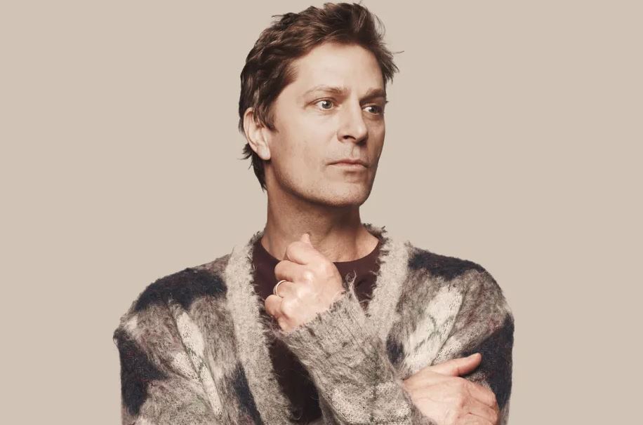 Ο Rob Thomas μιλάει για την αλλαγή δισκογραφικής εταιρίας μετά από 30 χρόνια στην Atlantic