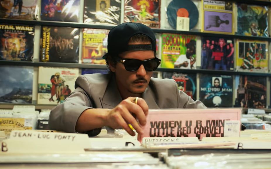 BRUNO MARS: Νέα κυκλοφορία από τον Bruno Mars "The Collaboarations"