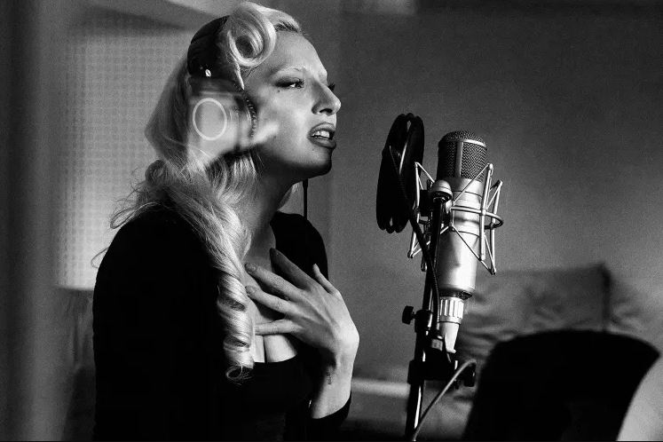 Η Lady Gaga θέλει να διαδώσει την αγάπη σε μια εποχή που «οι άνθρωποι υποφέρουν»