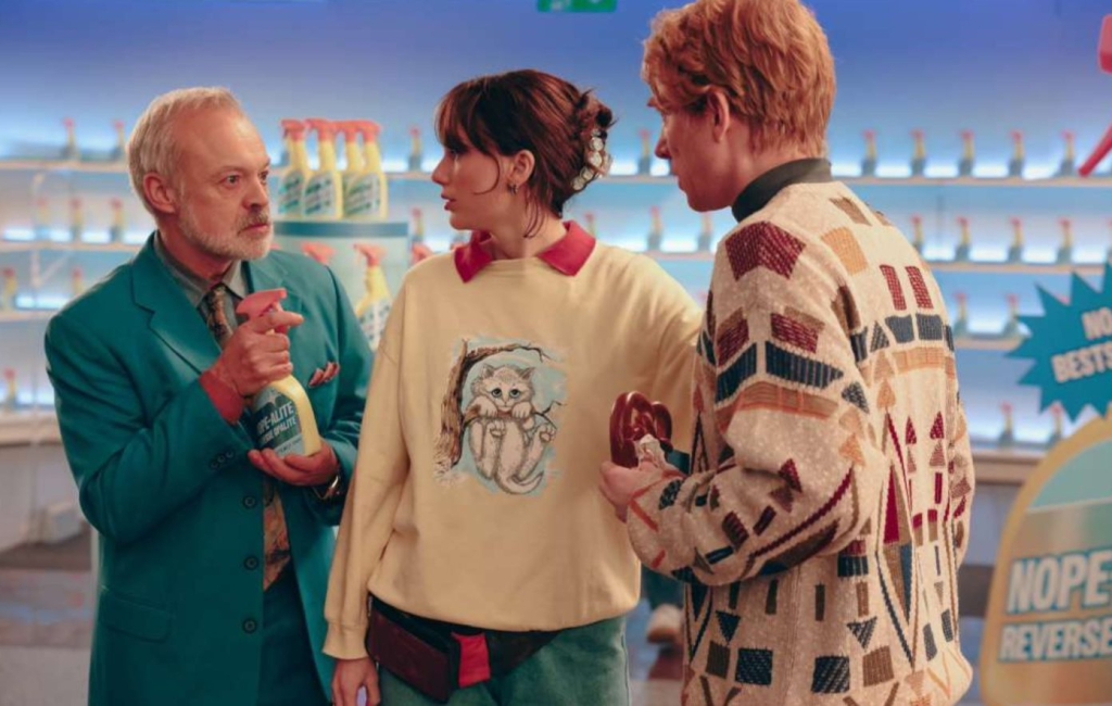 Η Taylor Swift δημοσίευσε το βίντεο «Opalite» με πρωταγωνιστή τον Graham Norton