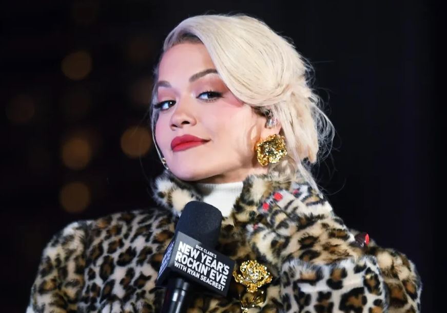 Η Rita Ora εμφανίστηκε στο Grand Prix της Φόρμουλα 1 στην Αυστραλία