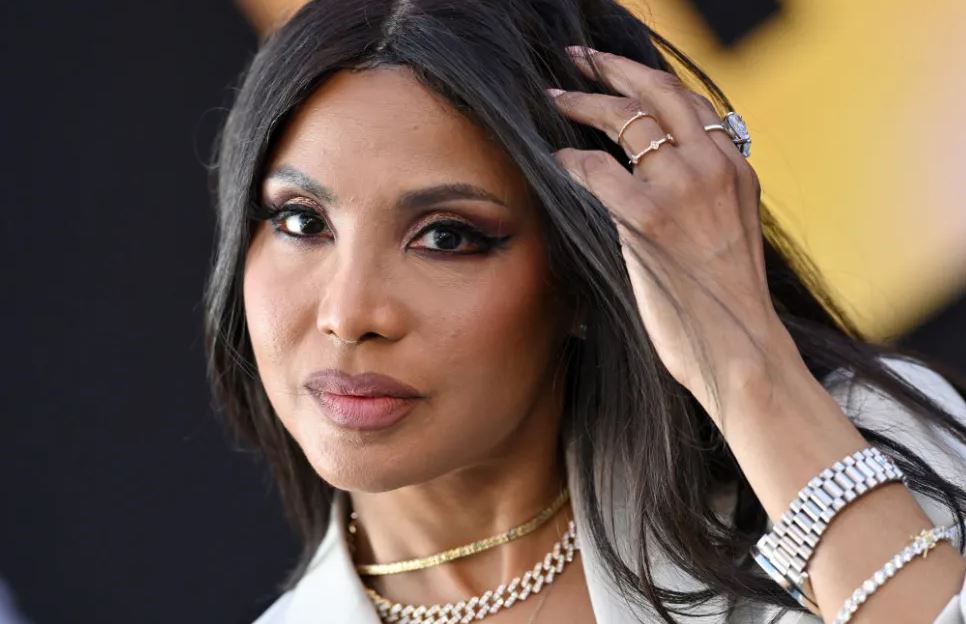 Η Tony Braxton ζητά συγγνώμη από τους θαυμαστές της για τη διακοπή συναυλίας της