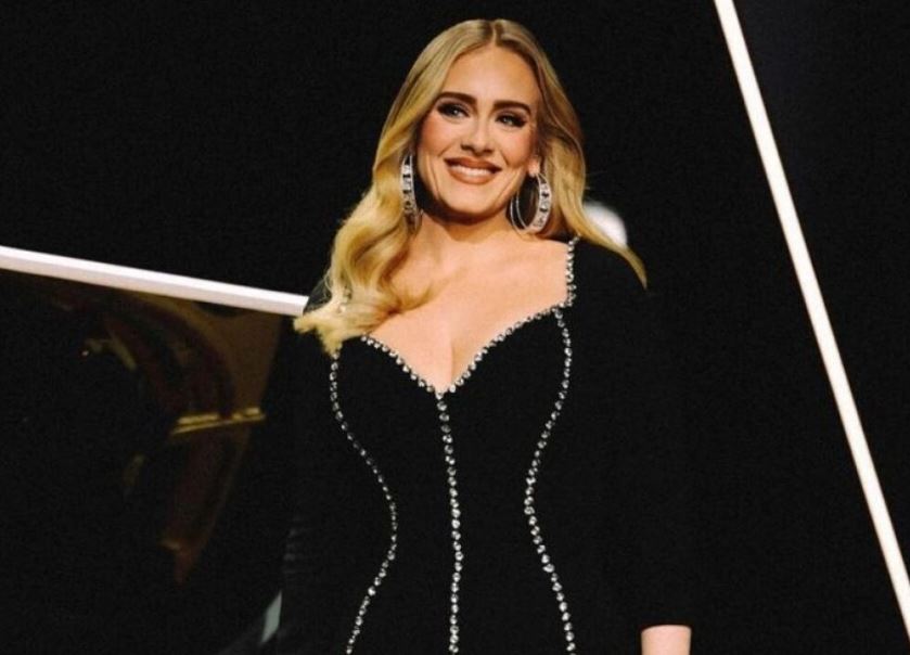 Η Adele φέρεται να επιστρέφει στο στούντιο μετά από πενταετή παύση