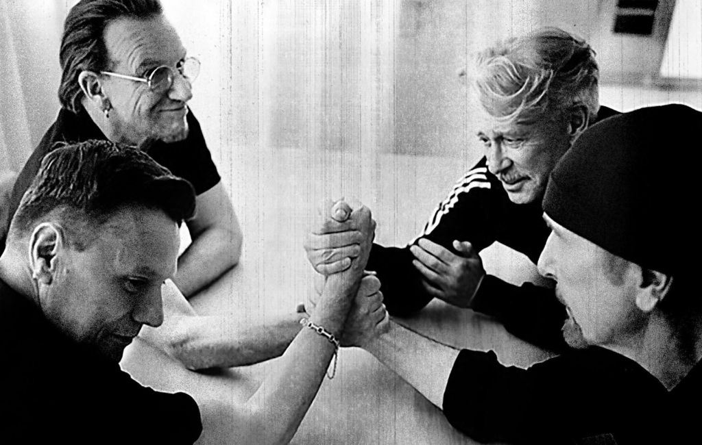 Οι U2 κυκλοφορούν ένα ακόμη νέο EP-έκπληξη: «Easter Lily»